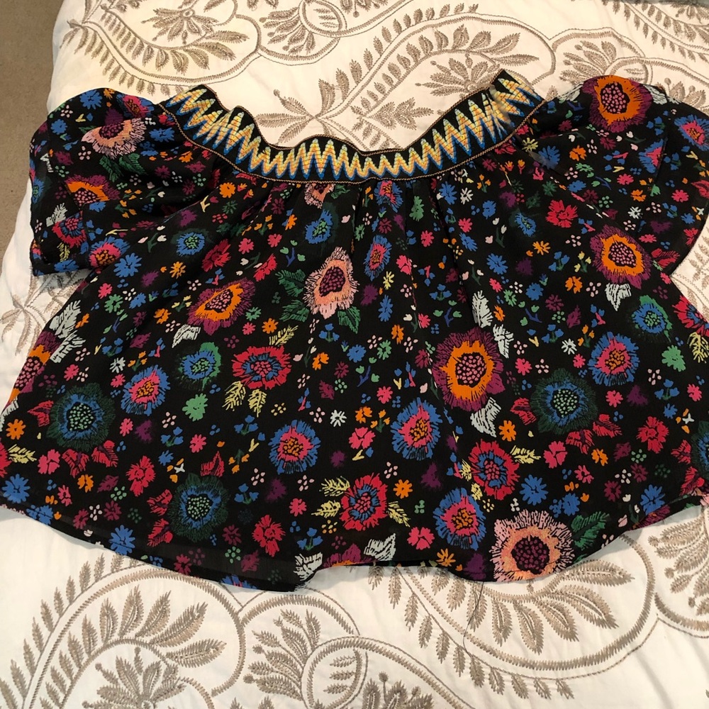 Guess Off the Shoulder Floral Blouse